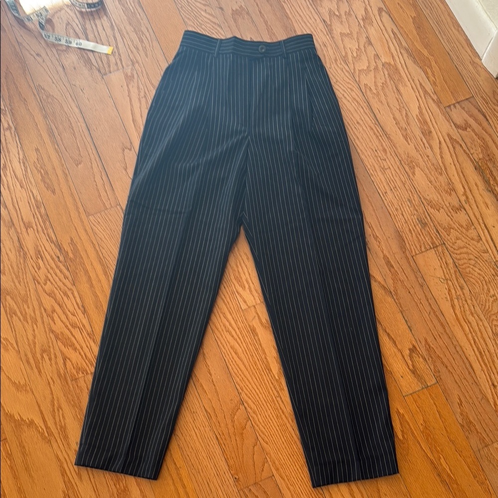 Escada navy pinstripes High-Waisted Trousers with Tailored Silhouette